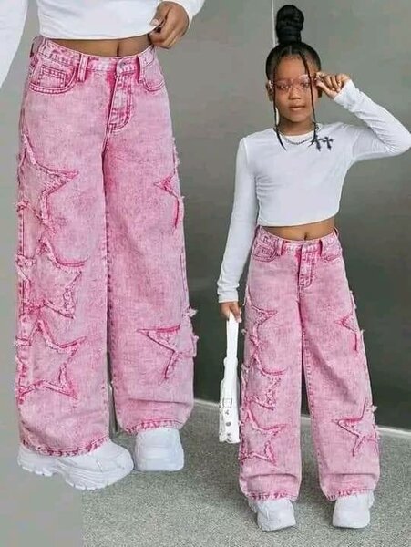 Pantalons larges tendance