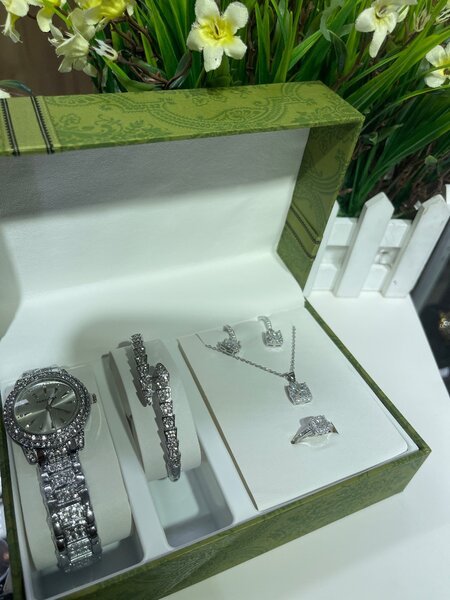 Часы PANDORA комплект