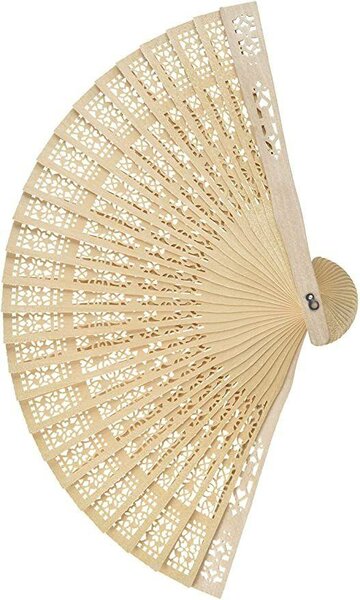 Petit éventail en bois élégant