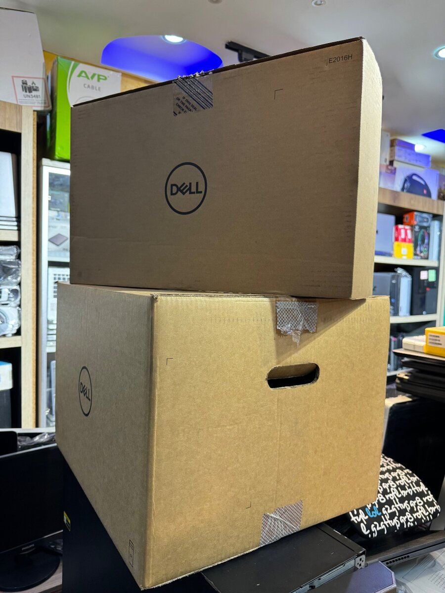 Dell Optiplex 7090 RAM 16GB  Intel Core i7 SSD 512GB