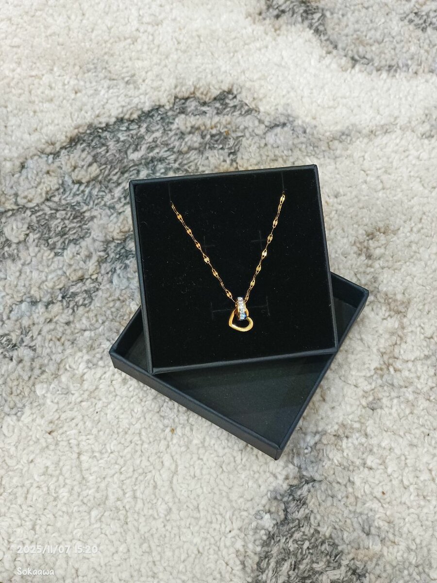 Collier élégant doré