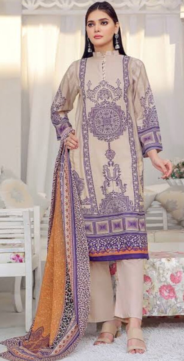 Ladies suit
