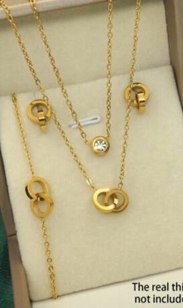 Ensemble bijoux doré élégant