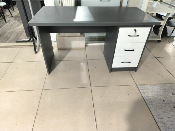 Стол для офиса