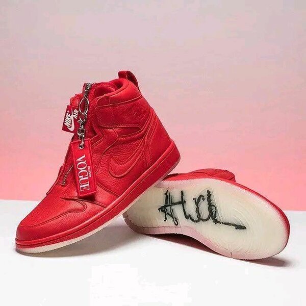 Sneakers rouges tendance