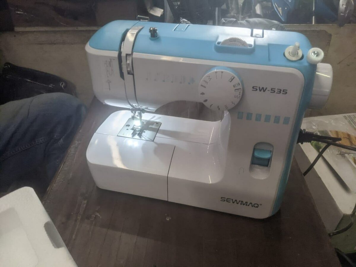 Machine à coudre SW-535