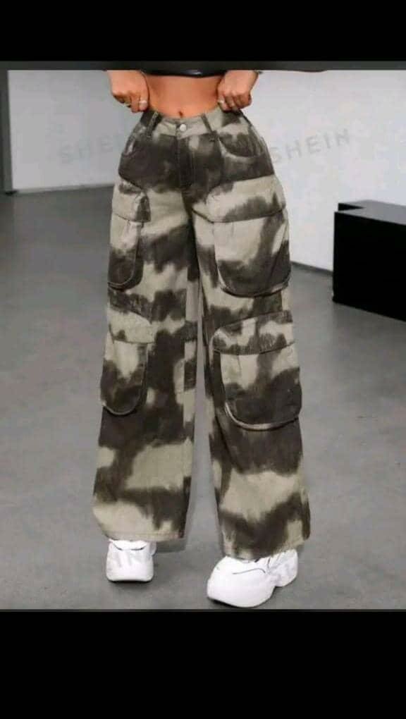Pantalon cargo camouflage