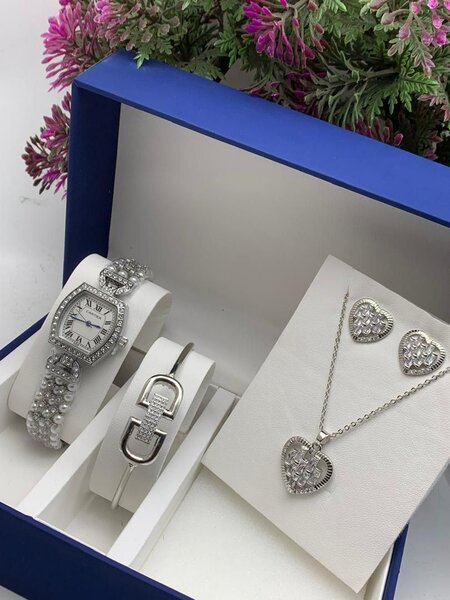 Male and female wrist watches