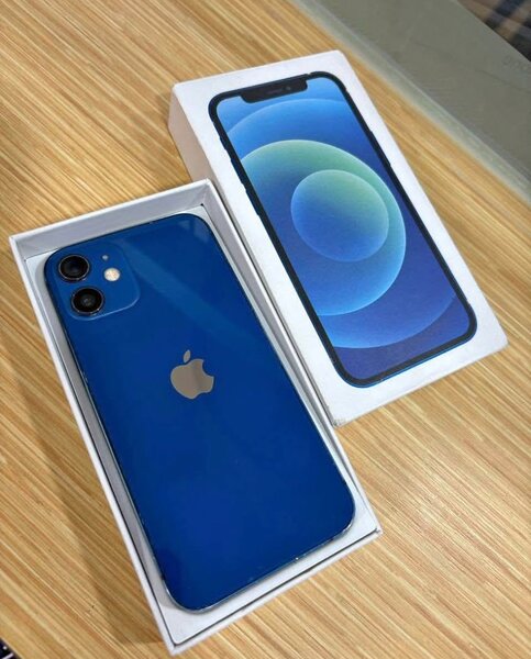 iPhone 12 Bleu Neuf 64GB