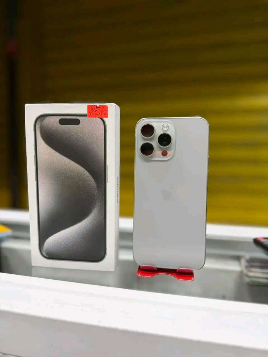 iPhone 15 Pro - 256 Go