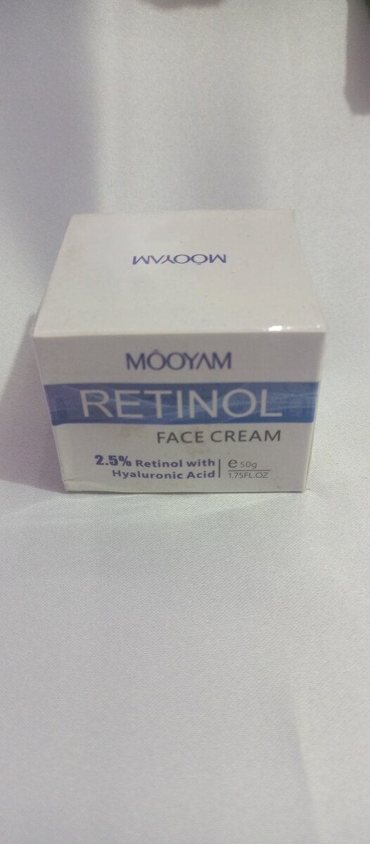 Retinol with hyaluronic acid face cream
