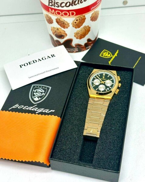 Montre POEDAGAR élégante