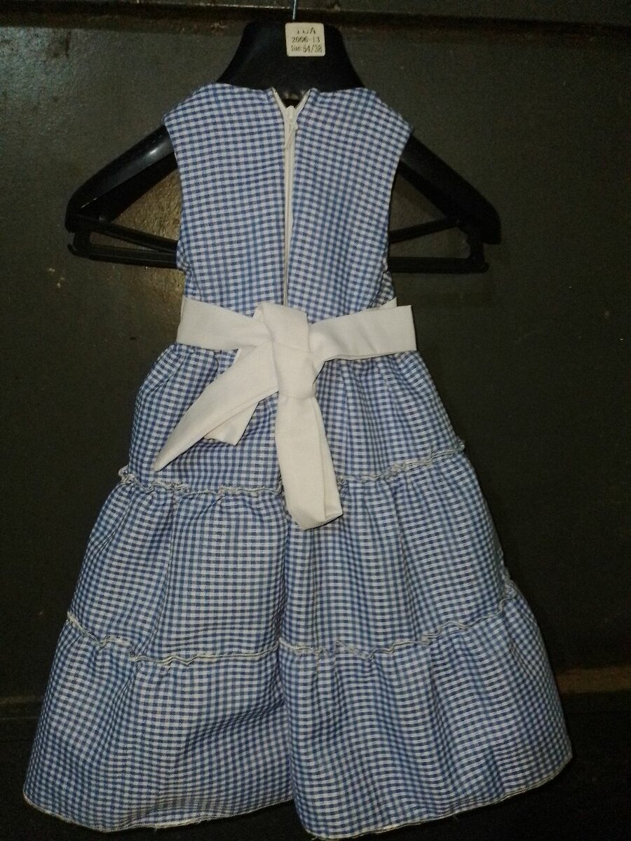 Robe scolaire de la maternelle