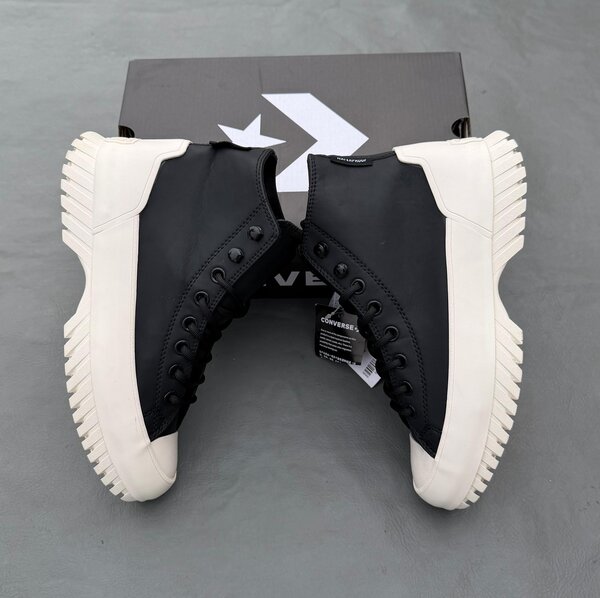 Baskets montantes Converse modernes