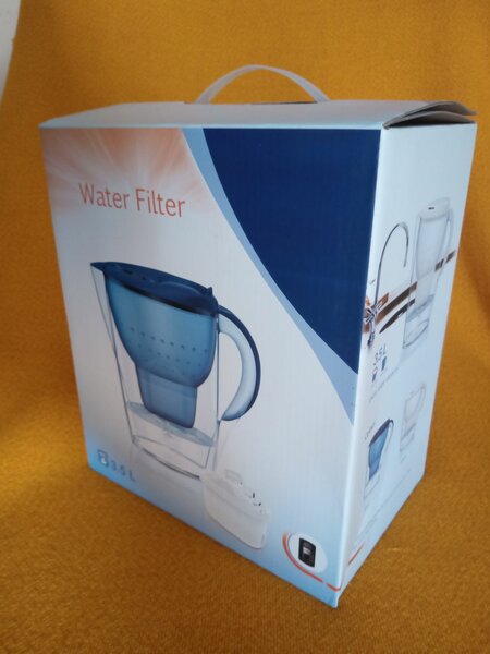 Carafe filtrante bleue 3.5L