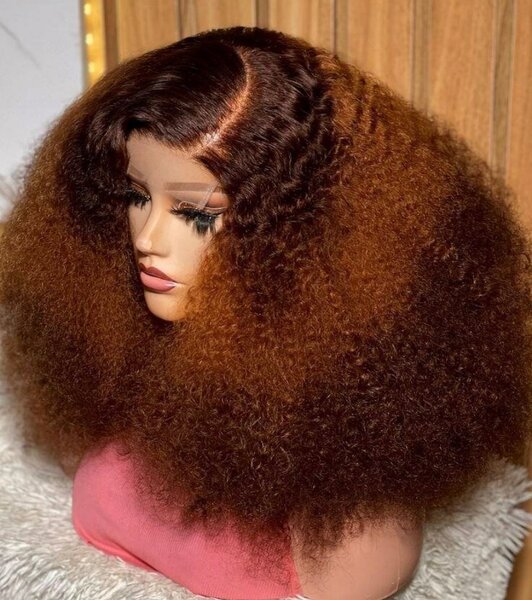 Perruques afro et bob élégantes