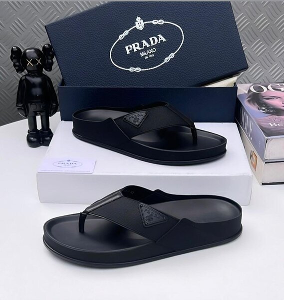 Tongs Prada Noires Unisex