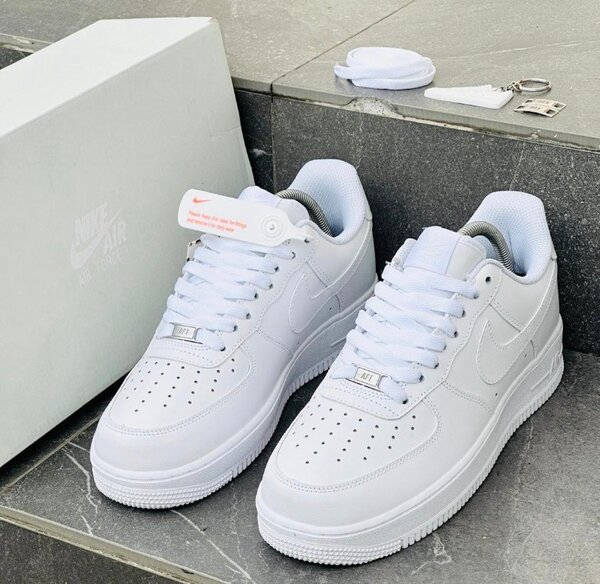 Baskets Nike Air Blanc