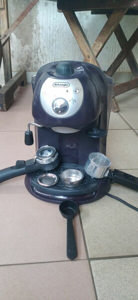 MACHINE À CAFÉ DE BUREU