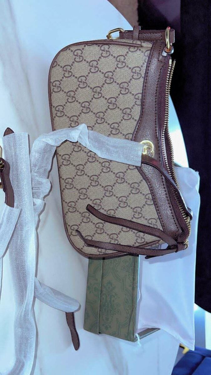 Gucci bag comes in a box