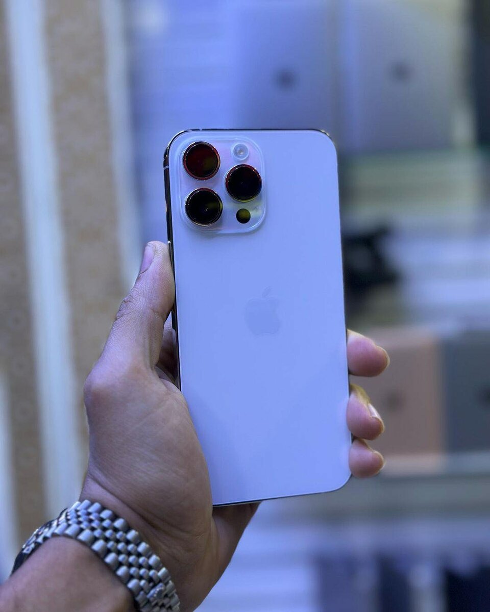 iphone 14 pro max 128G très propre