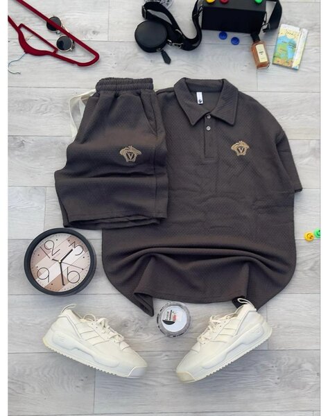 Ensemble de survêtement stylé