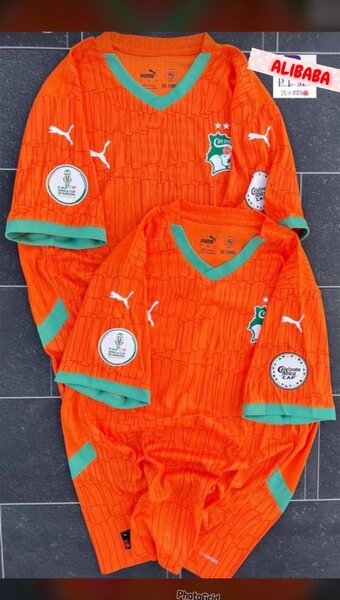 Maillots de Football Équipes Fameuses