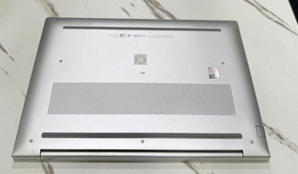 HP Laptop Ultrabook 15" Sleek