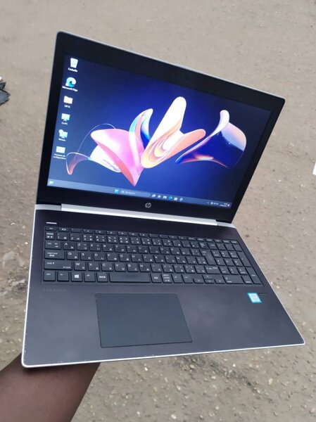 Ordinateur Portable HP 15.6"