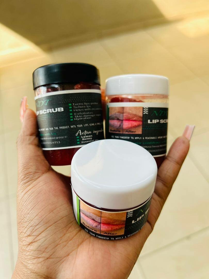 Lip scrub for pink lips