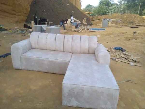 Canapé d'angle en tissu gris clair