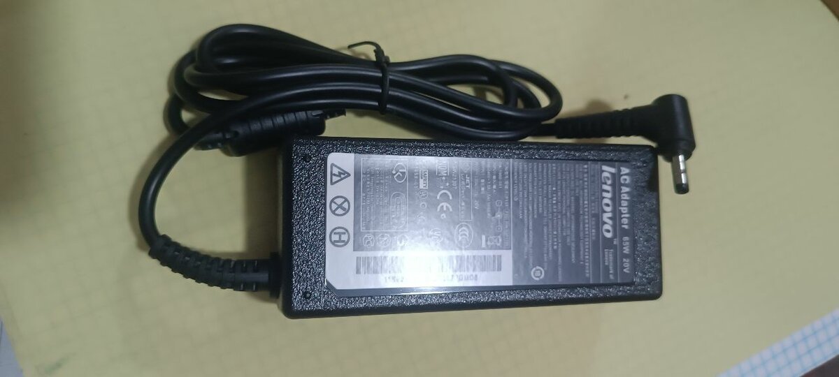 Chargeur pour ordinateur portable