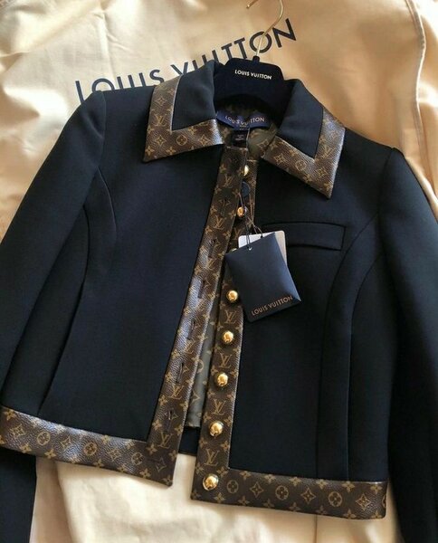 Veste luxe Chanel et Louis