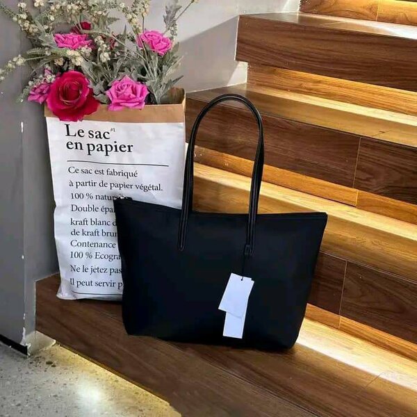 Sac élégant fourre-tout