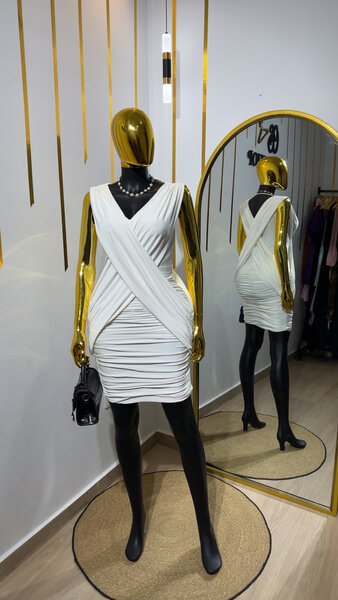 Robe blanche élégante