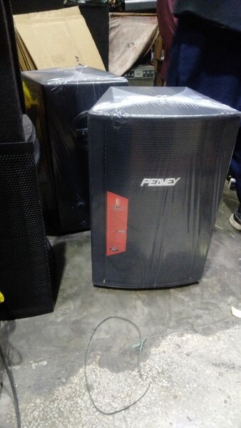 Box 12 speaker 3mic option AC 220v