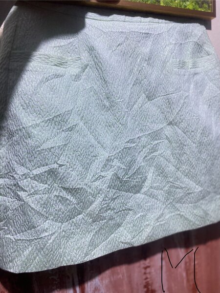 Jupe en lin texturé élégante