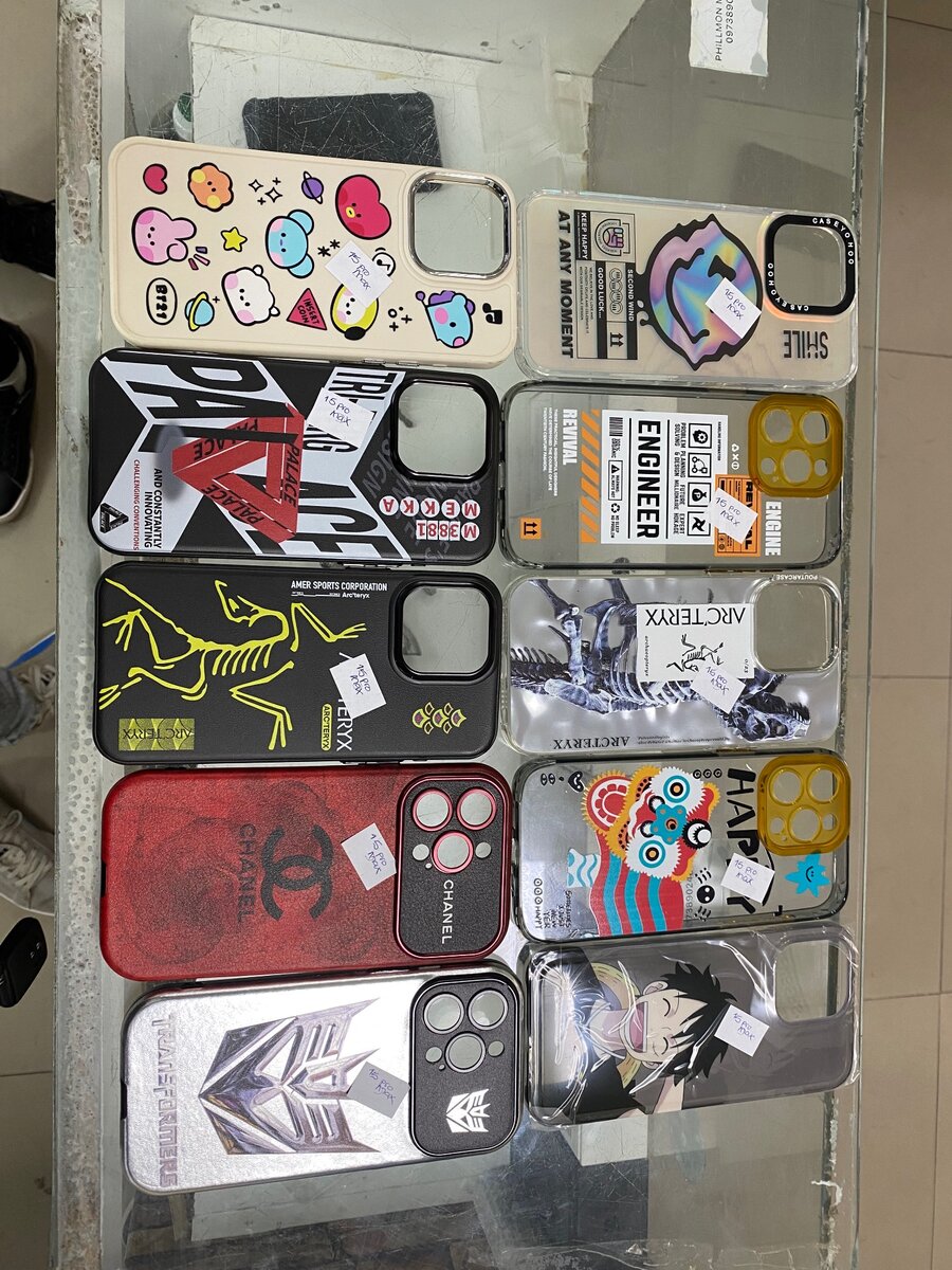 Custom iPhone pouches