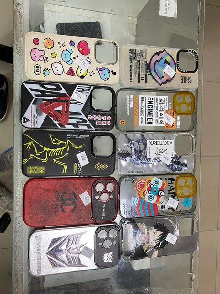 Custom iPhone pouches