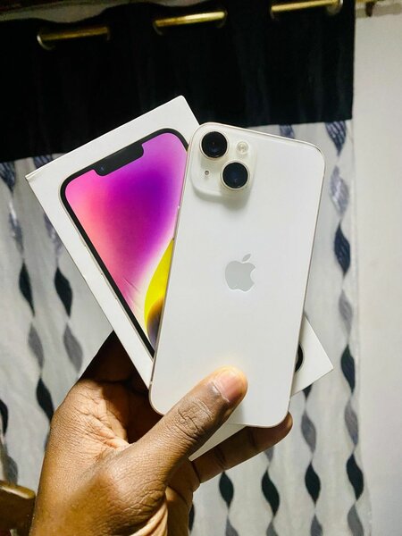 iPhone 14 CE Blanc 128GB