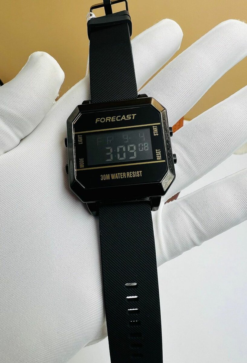 Montre digitale étanche