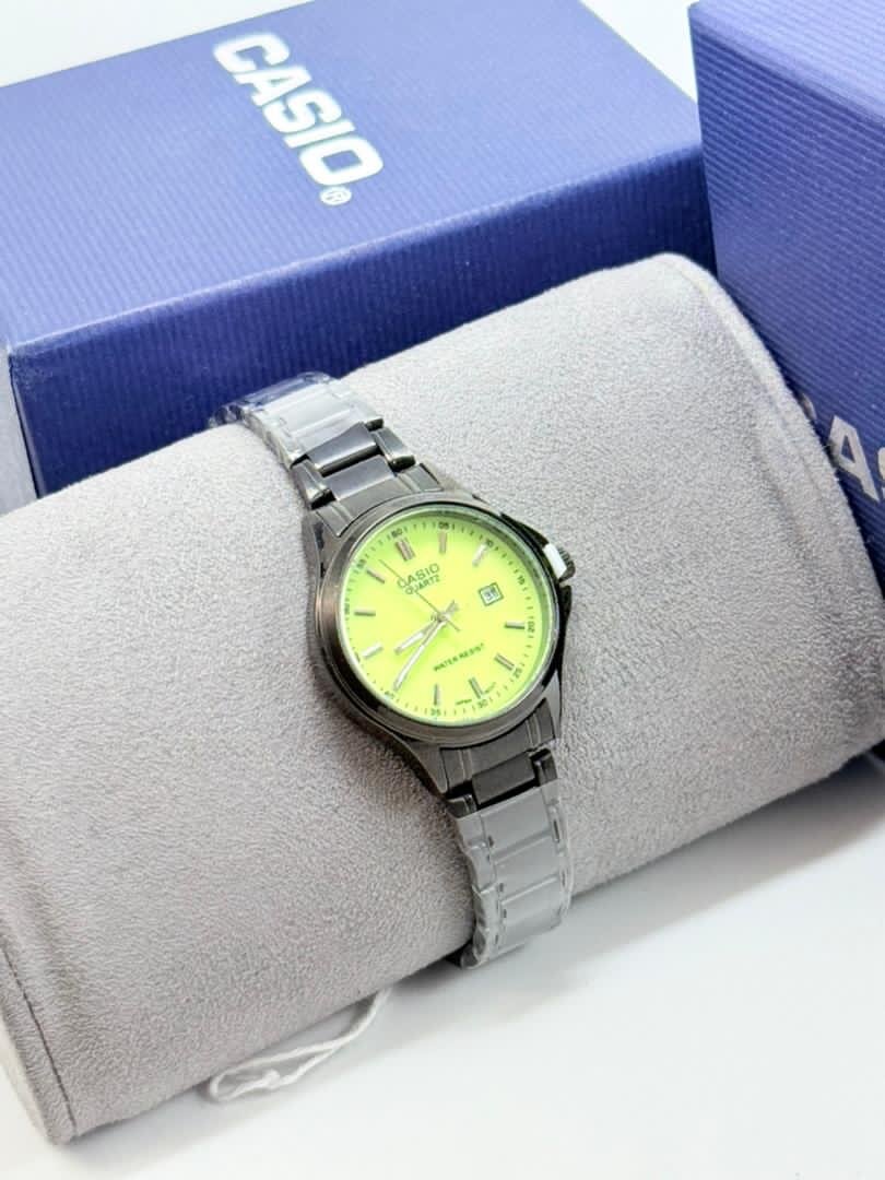 Montre Casio élégante