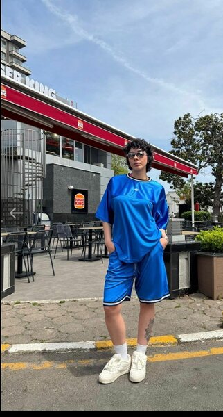 T-shirt et shorts unisexe sportifs