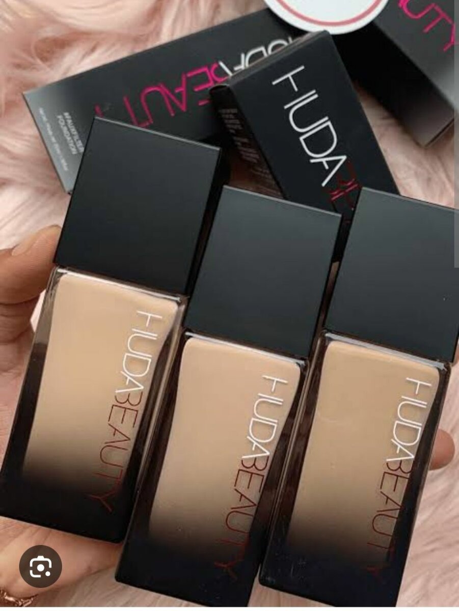 Huda beauty foundation