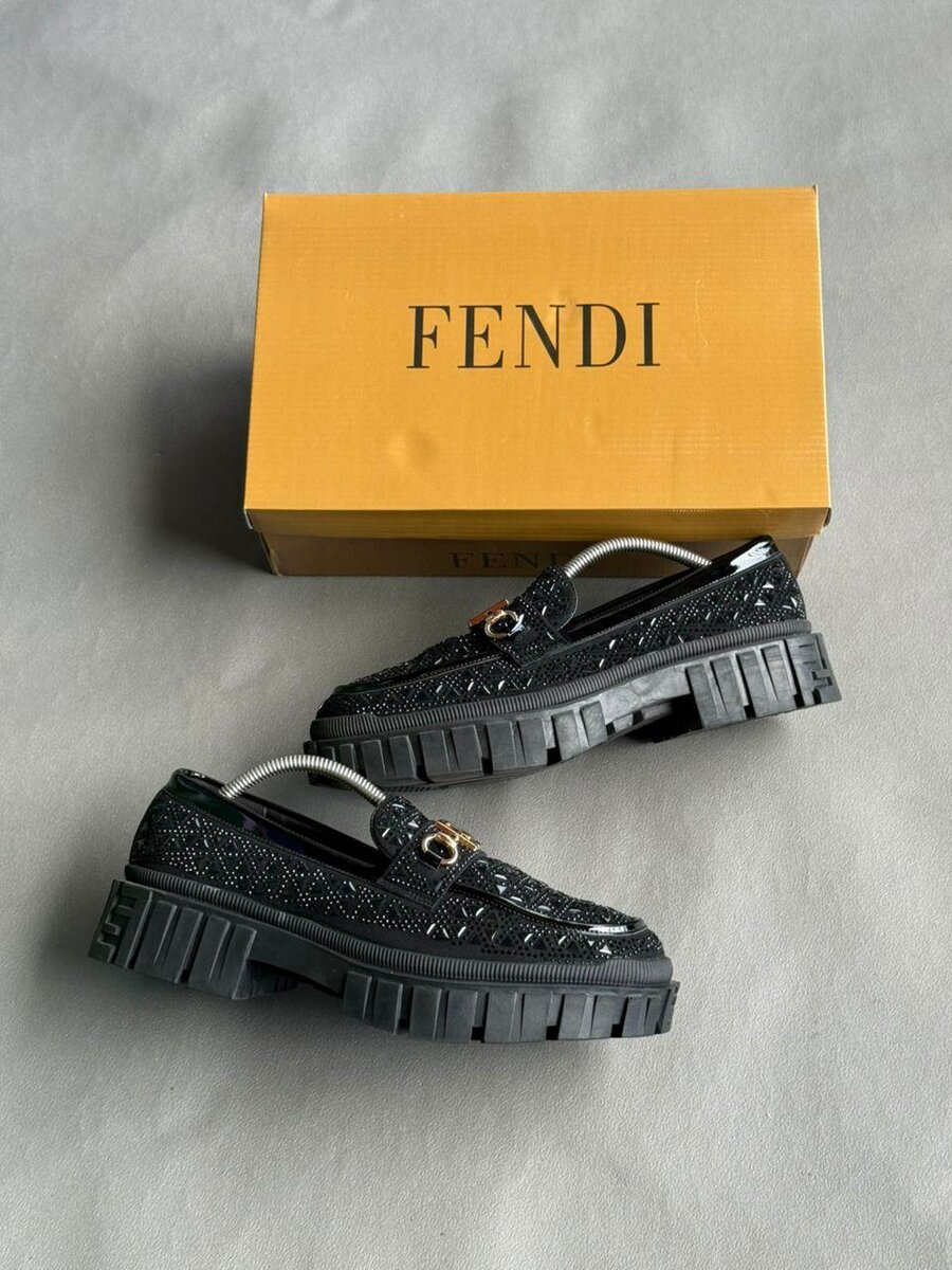 Chaussures mocassins Fendi