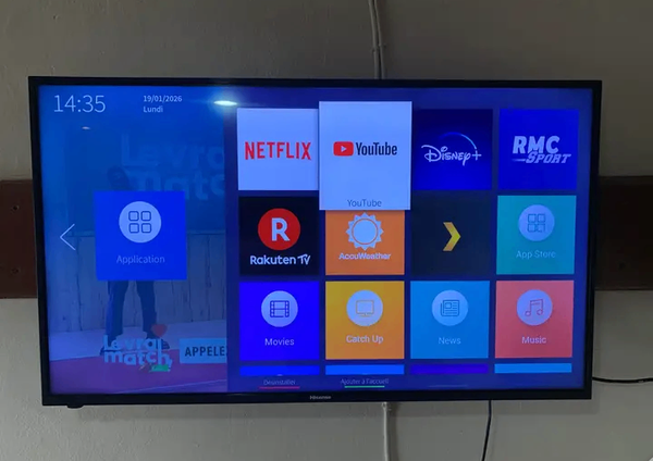 Téléviseur intelligent moderne