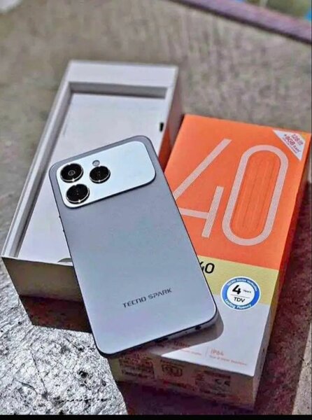Tecno Spark 40 Smartphone