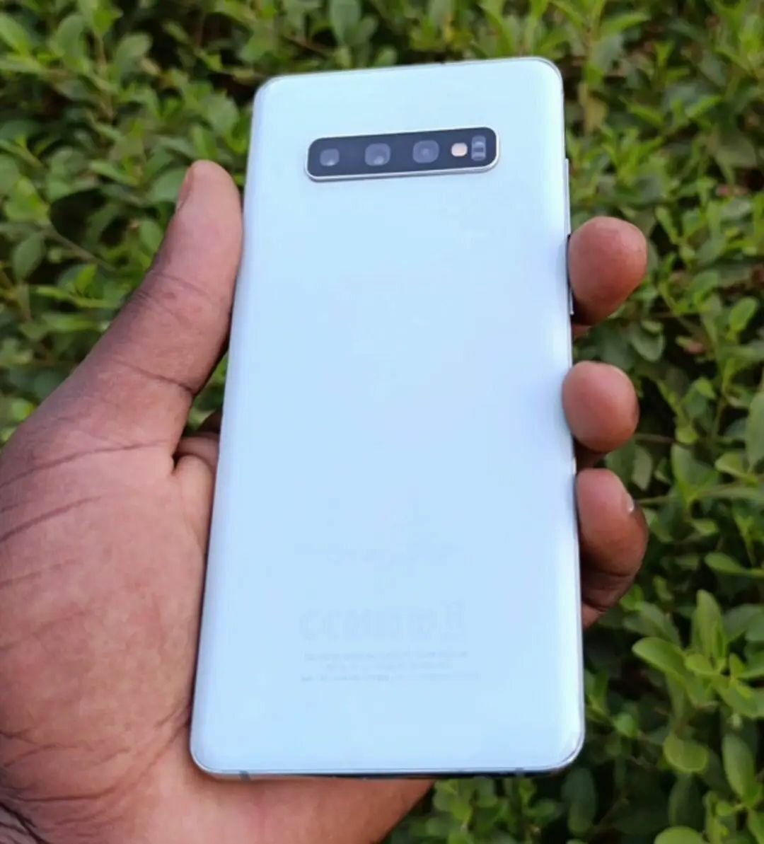 Samsung Galaxy S10+ Smartphone