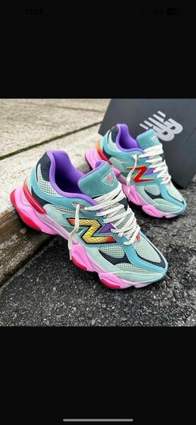 New Balance 9060