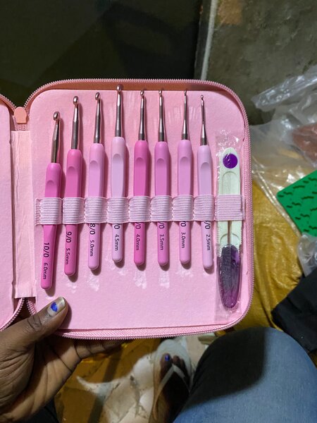 Ensemble de crochets à tricoter